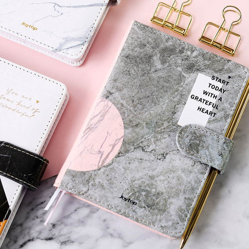 2024లో స్టోన్ పేపర్ నోట్‌బుక్‌లు డెస్క్‌లను ఎందుకు స్వాధీనం చేసుకుంటున్నాయి?